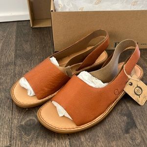 BORN Inlet Sandal Tan